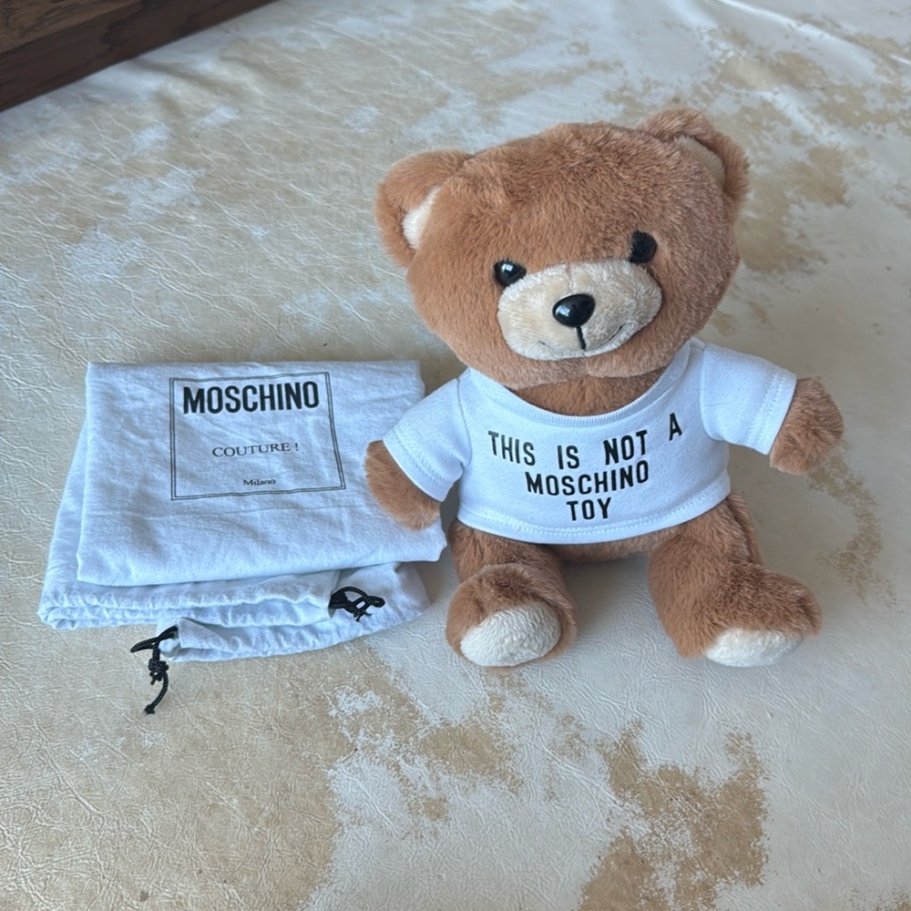 Moschino teddy bear purse